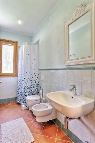 Vanna Trilo -quadrilocale וילה קאפוליברי